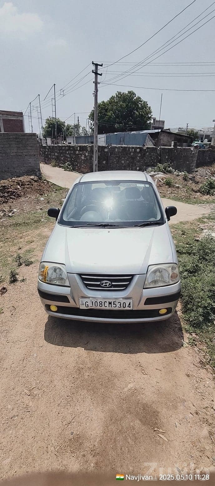 Hyundai Santro XO Silver – Well Maintained Hyundai Santro XO Silver – Well Maintained