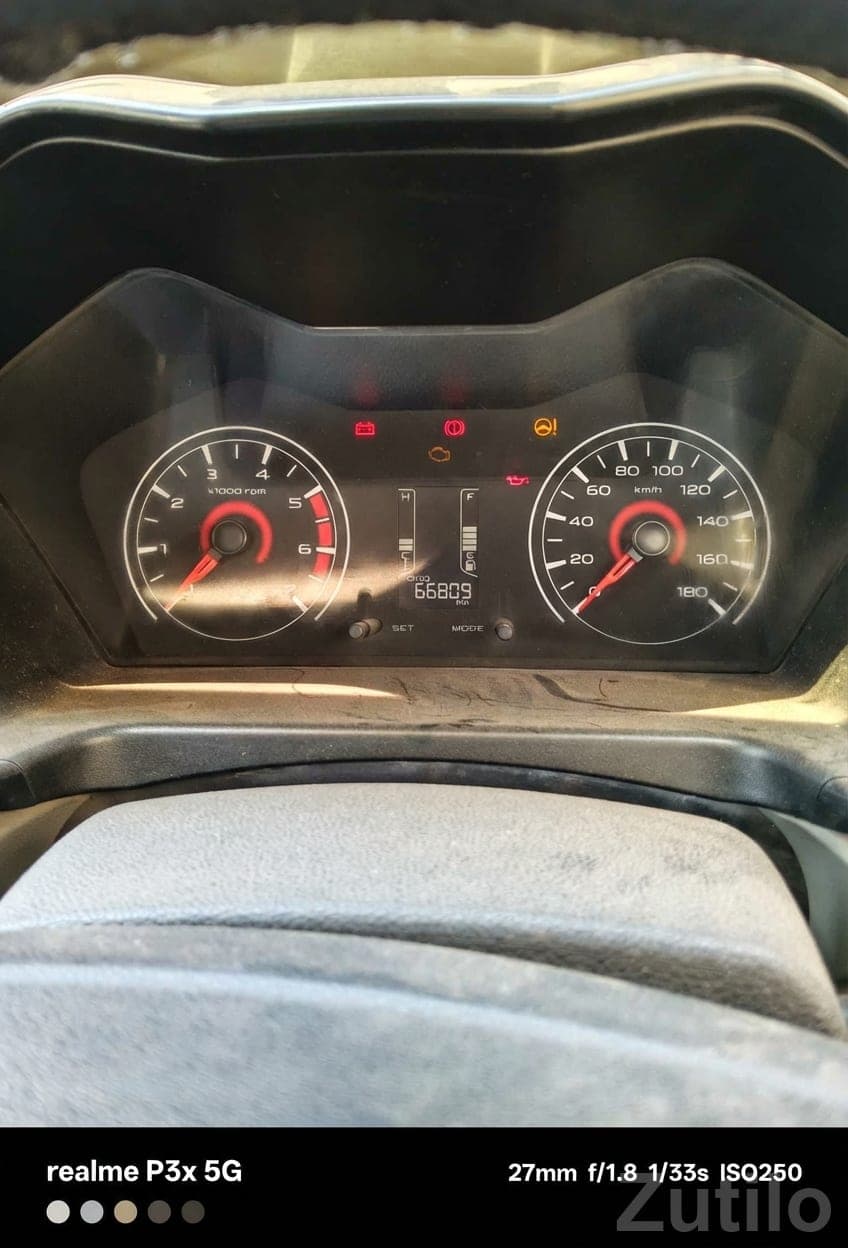 Mahindra KUV100 NXT – 66k km Driven