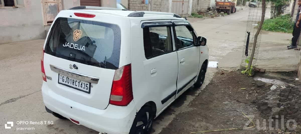 Maruti WagonR CNG White Family Car Maruti WagonR CNG White Family Car