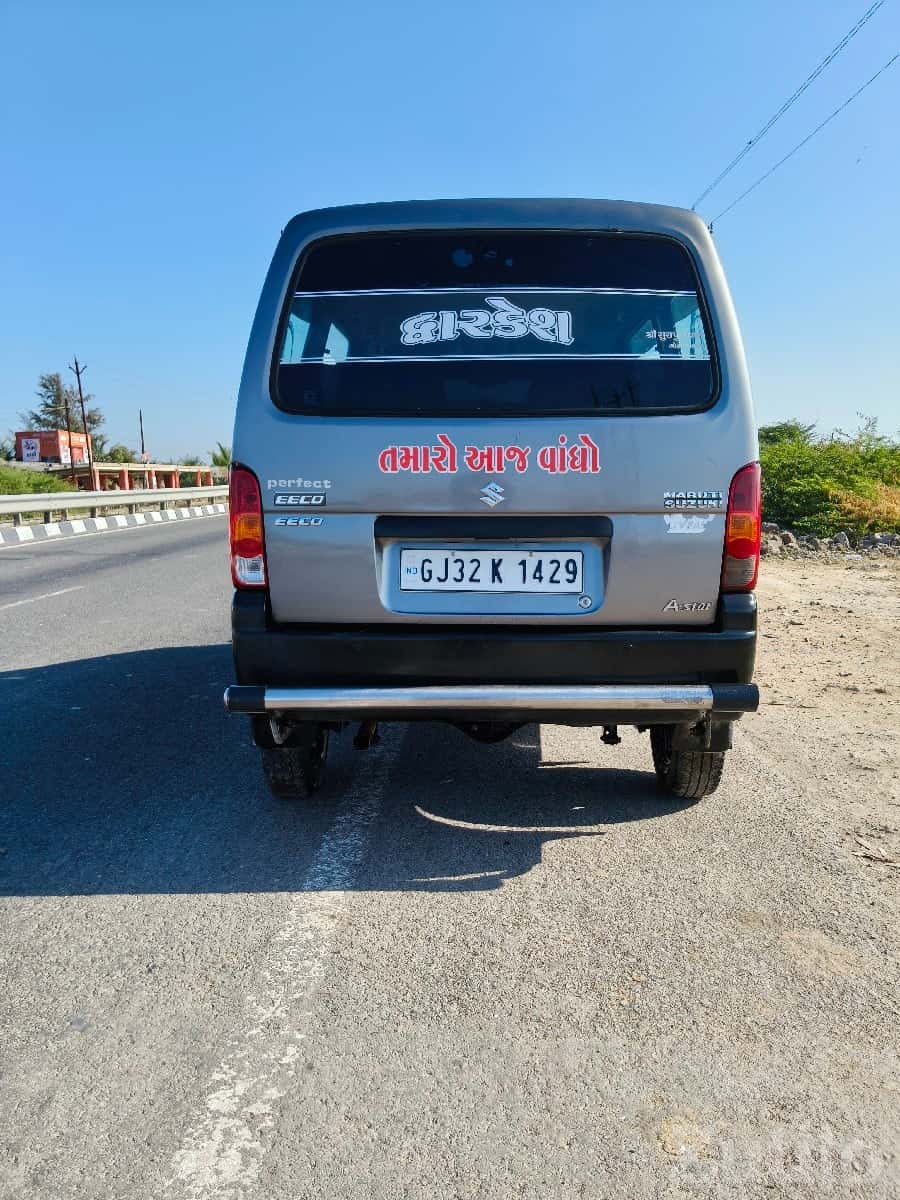 Maruti Suzuki Eeco Silver Family Van Maruti Suzuki Eeco Silver Family Van