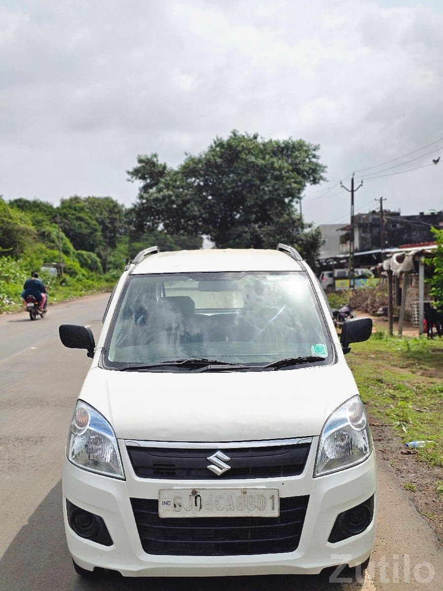 Maruti Suzuki WagonR White Family Car