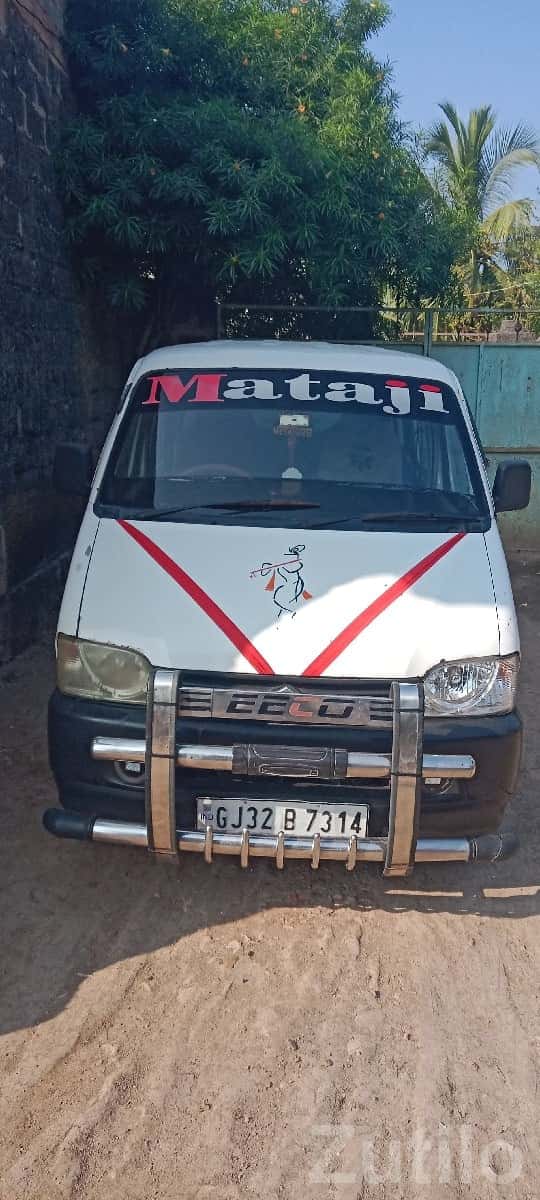 Maruti Eeco Van with Front Guard Maruti Eeco Van with Front Guard