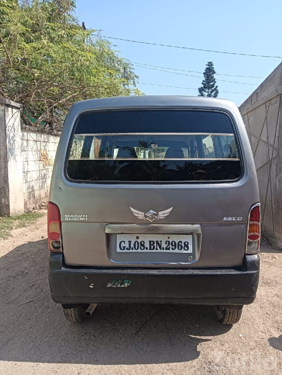 Maruti Suzuki Eeco Silver Family Van