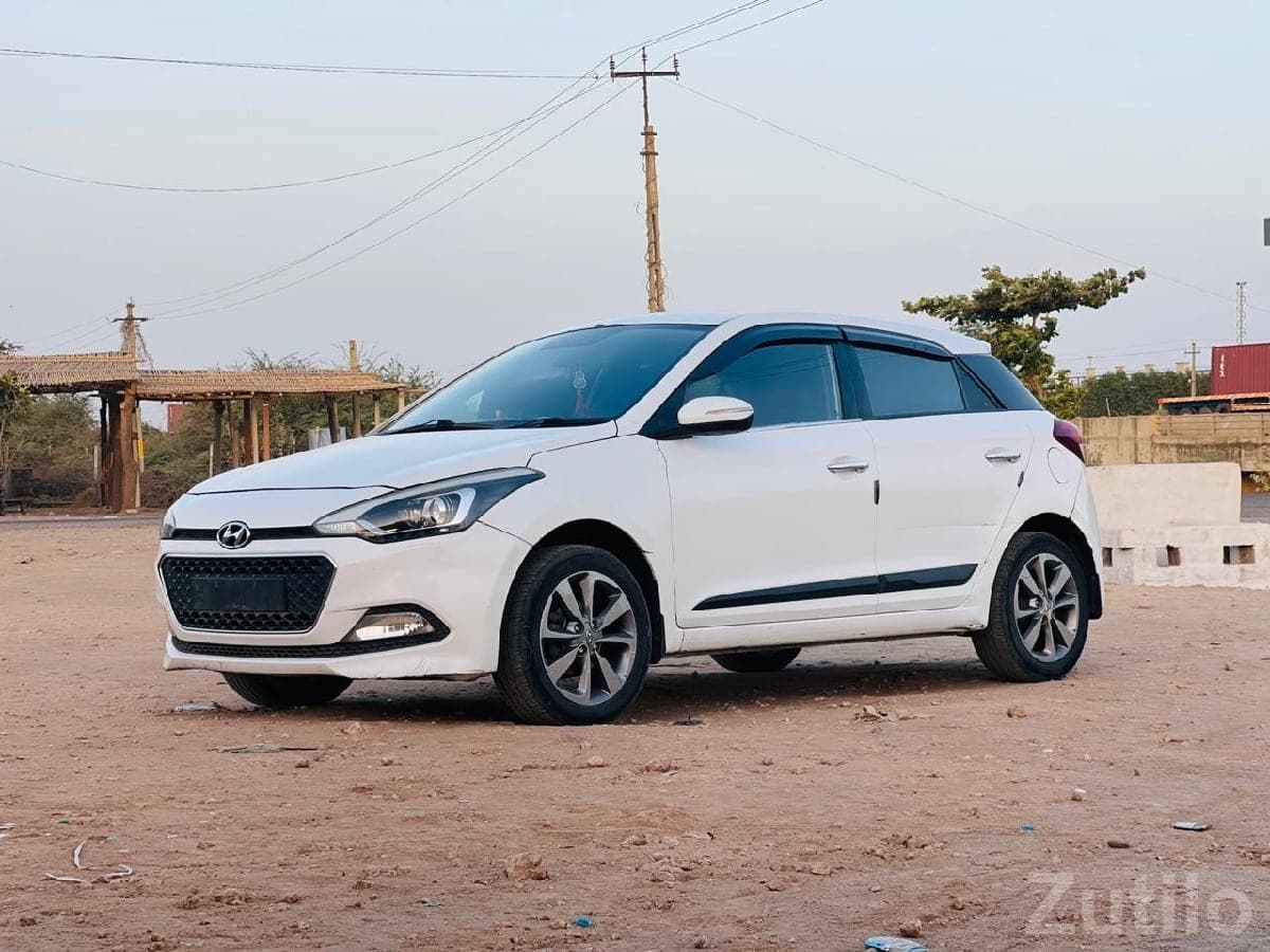 Hyundai i20 Asta Diesel White Hatchback Hyundai i20 Asta Diesel White Hatchback