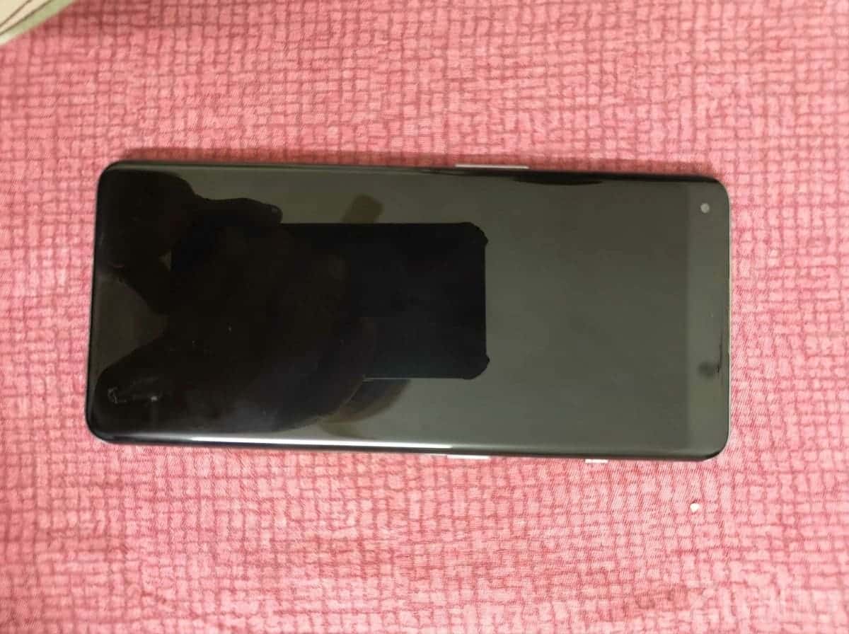 OnePlus 10 Pro 8GB 128GB – Clean Display OnePlus 10 Pro 8GB 128GB – Clean Display