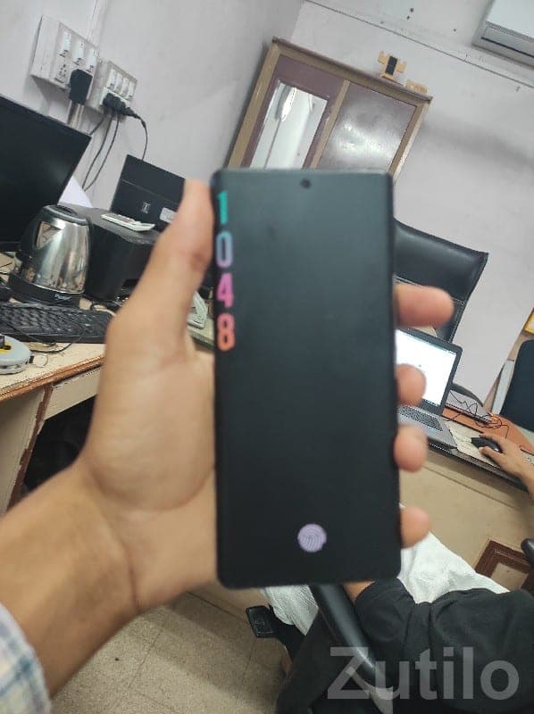 Sleek Black Android Smartphone for Sale