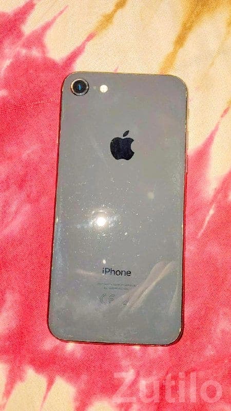 Apple iPhone 8 Space Grey – Good Condition