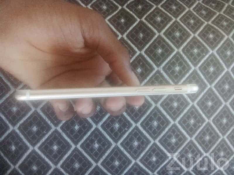 Apple iPhone 7 Gold – Slim & Stylish Apple iPhone 7 Gold – Slim & Stylish