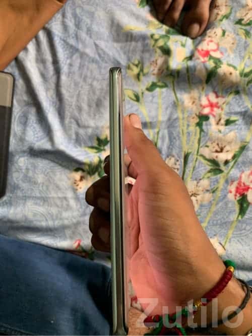 Motorola Edge 40 Neo Slim Smartphone Motorola Edge 40 Neo Slim Smartphone