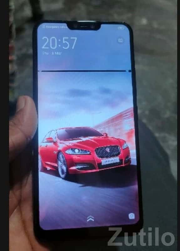 Vivo V9 notch display smartphone Vivo V9 notch display smartphone