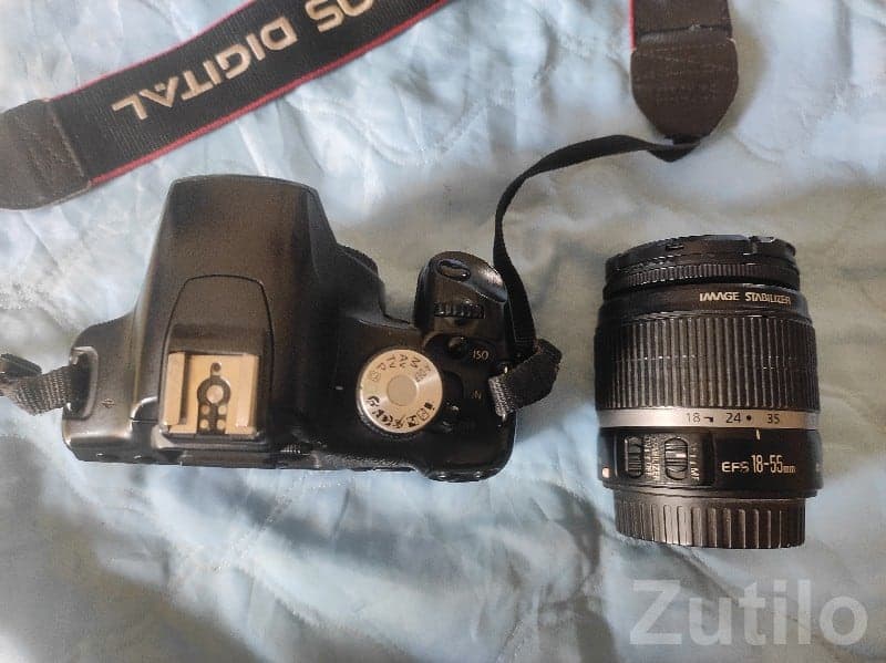 Canon 500D DSLR with 18-55mm Lens Kit Canon 500D DSLR with 18-55mm Lens Kit