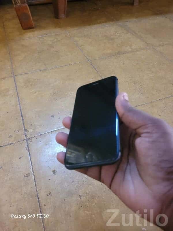 Apple iPhone 8 Black – Great Condition Apple iPhone 8 Black – Great Condition