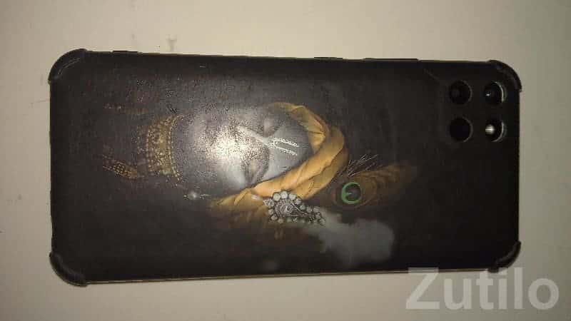 Triple Camera Smartphone with Krishna Case Triple Camera Smartphone with Krishna Case