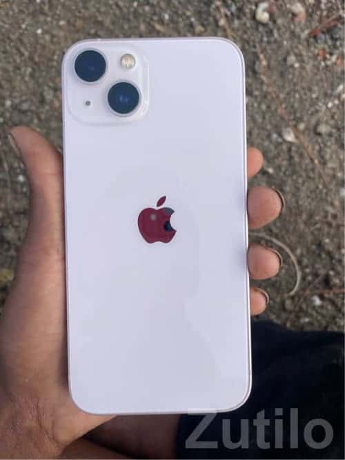 Apple iPhone 13 White Dual Camera Apple iPhone 13 White Dual Camera