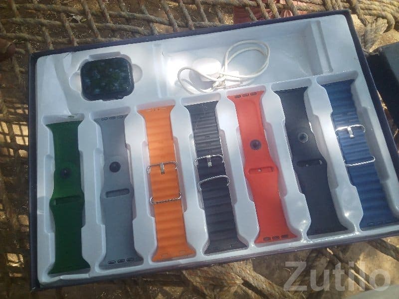 Smart Watch Combo With 7 Color Straps Smart Watch Combo With 7 Color Straps