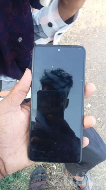 Sleek Android Smartphone Black Finish Sleek Android Smartphone Black Finish