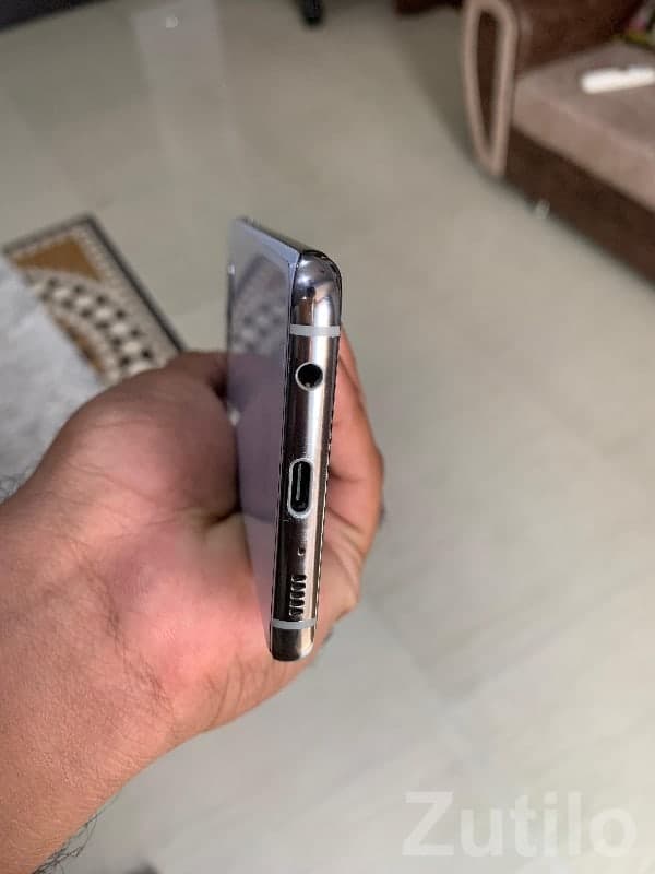 Samsung Galaxy S10 with Headphone Jack Samsung Galaxy S10 with Headphone Jack