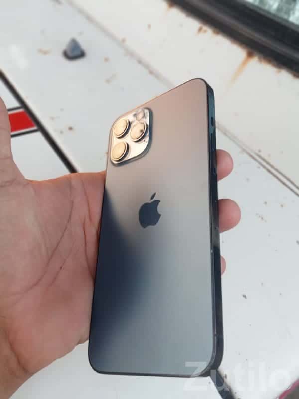 Used Apple iPhone Pro Grey 5G Used Apple iPhone Pro Grey 5G