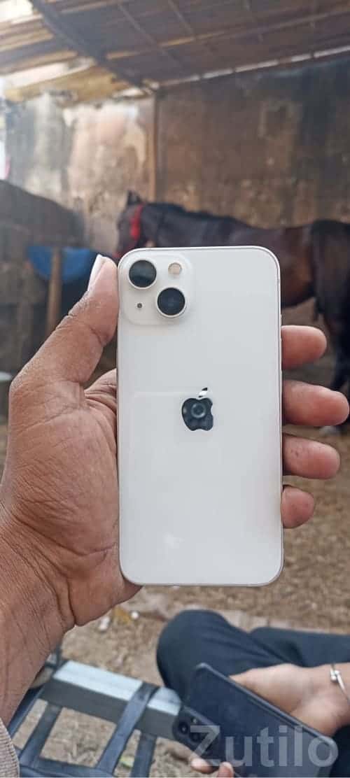Apple iPhone 13 White – Dual Camera Apple iPhone 13 White – Dual Camera