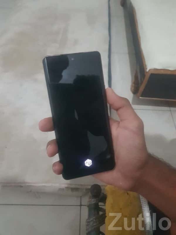 Vivo V40e Smartphone in Good Condition Vivo V40e Smartphone in Good Condition
