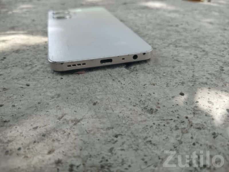 realme C55 4G Smartphone – Sleek Silver realme C55 4G Smartphone – Sleek Silver