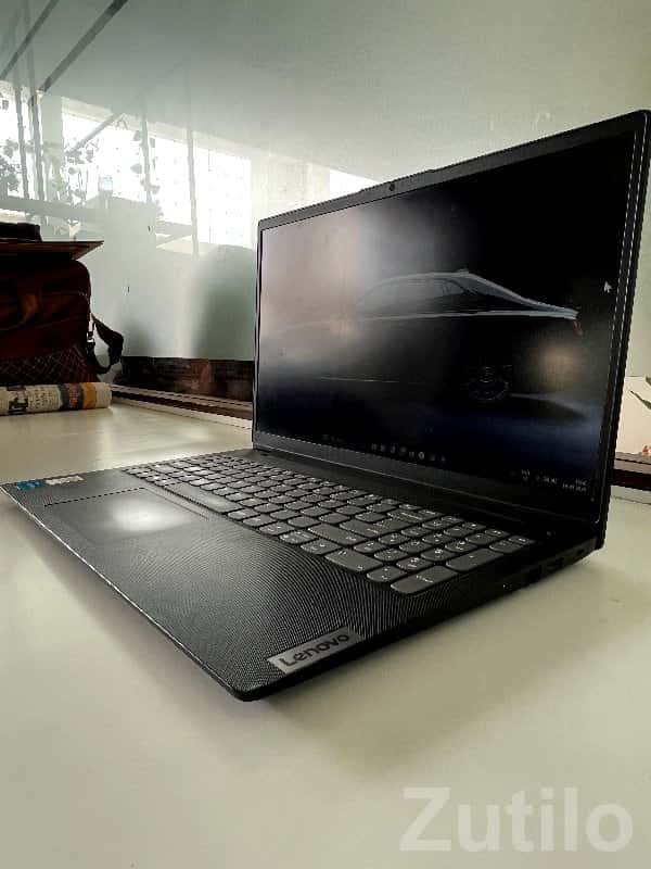 Lenovo Laptop for Sale – Slim Black Lenovo Laptop for Sale – Slim Black