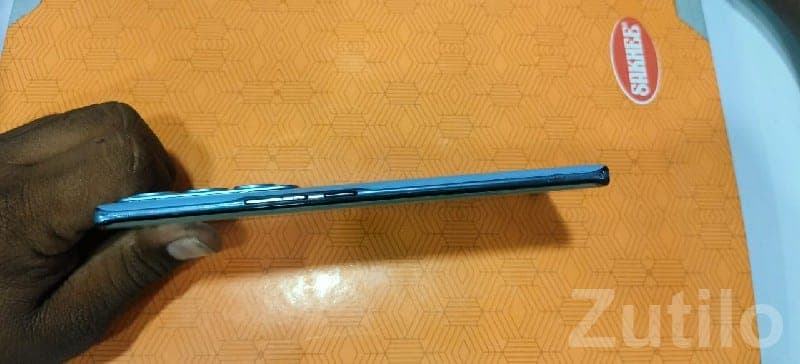 vivo V27 Slim Blue Smartphone