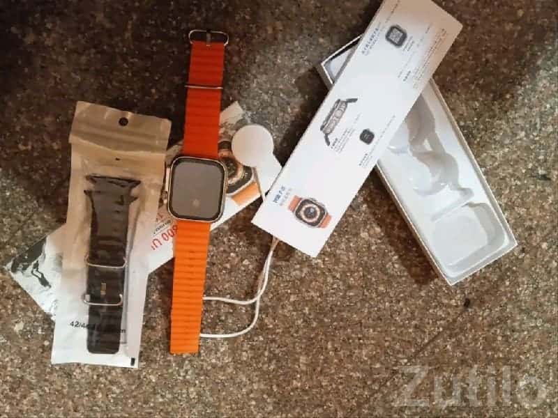 T800 Smart Watch with Extra Strap T800 Smart Watch with Extra Strap