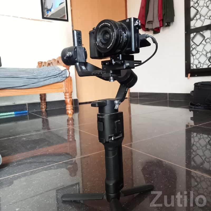 Sony Alpha Camera with Gimbal Kit Sony Alpha Camera with Gimbal Kit