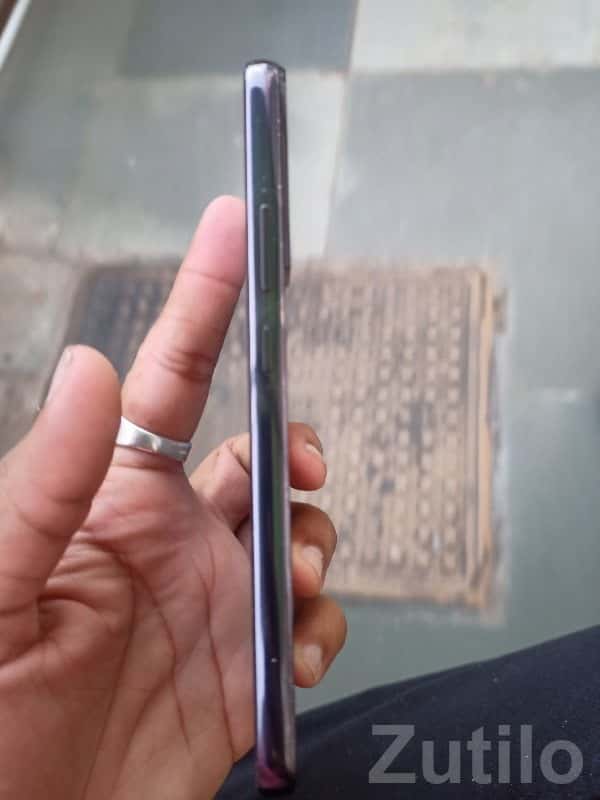 Samsung S22 Plus 5G Sleek Phantom Black Samsung S22 Plus 5G Sleek Phantom Black