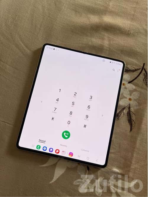 Samsung Z Fold 3 256GB Foldable Phone Samsung Z Fold 3 256GB Foldable Phone