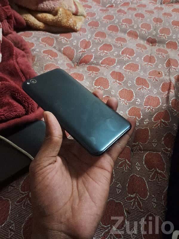 Used Redmi Go Smartphone Black Used Redmi Go Smartphone Black