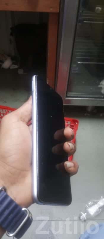 Vivo Y20 Smartphone – Sleek Black Finish Vivo Y20 Smartphone – Sleek Black Finish