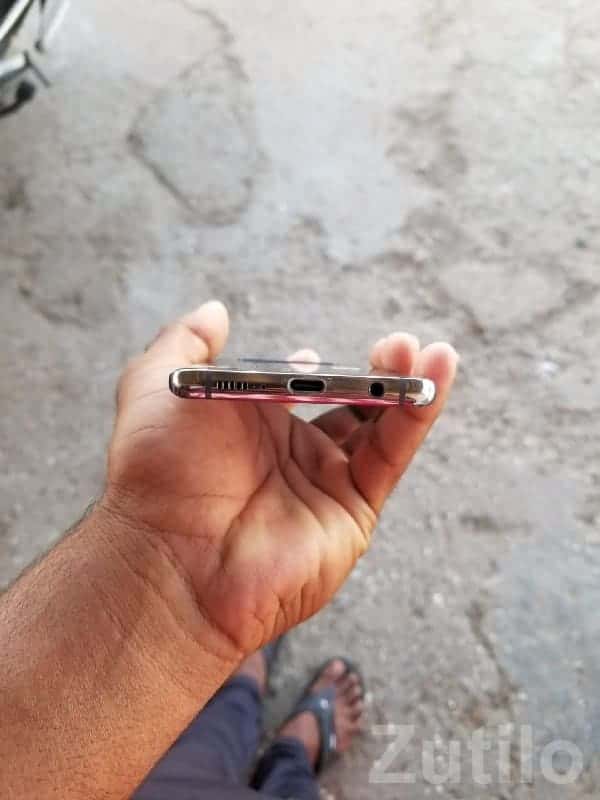 Samsung S10 Used Smartphone Samsung S10 Used Smartphone