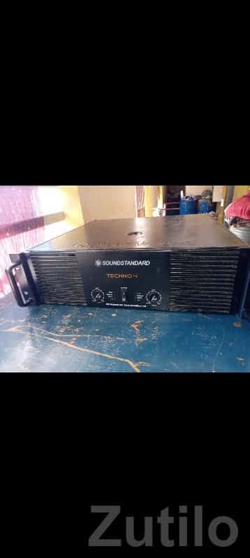 Soundstandard Techno 4 Power Amplifier Soundstandard Techno 4 Power Amplifier
