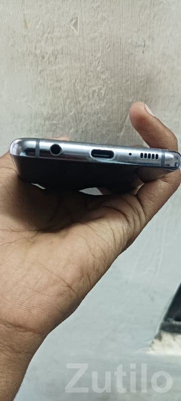 Samsung S10 128GB Android Smartphone