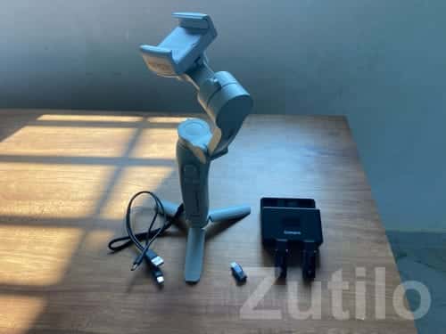 Mobile Gimbal with Wireless Mic Set Mobile Gimbal with Wireless Mic Set