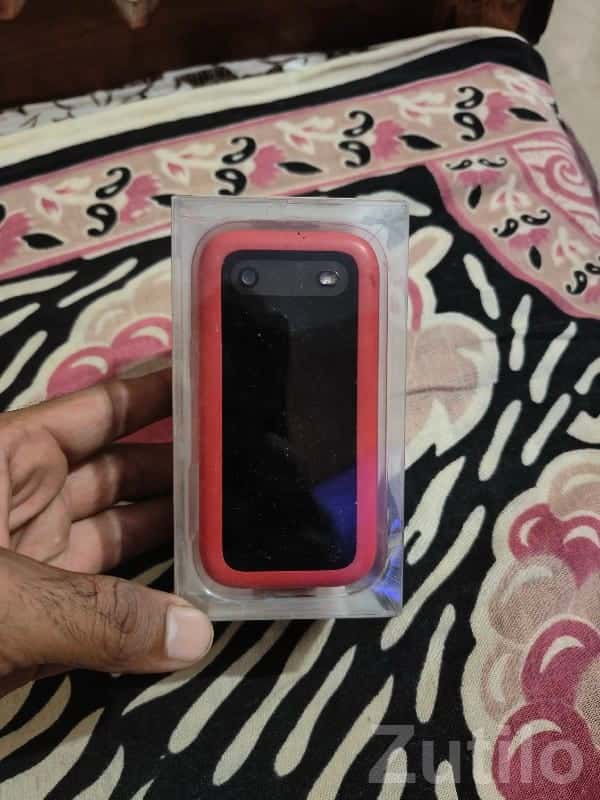 Nokia 2660 Flip Phone New Box Pack Nokia 2660 Flip Phone New Box Pack