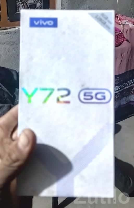 vivo Y72 5G 8GB 128GB with Box vivo Y72 5G 8GB 128GB with Box