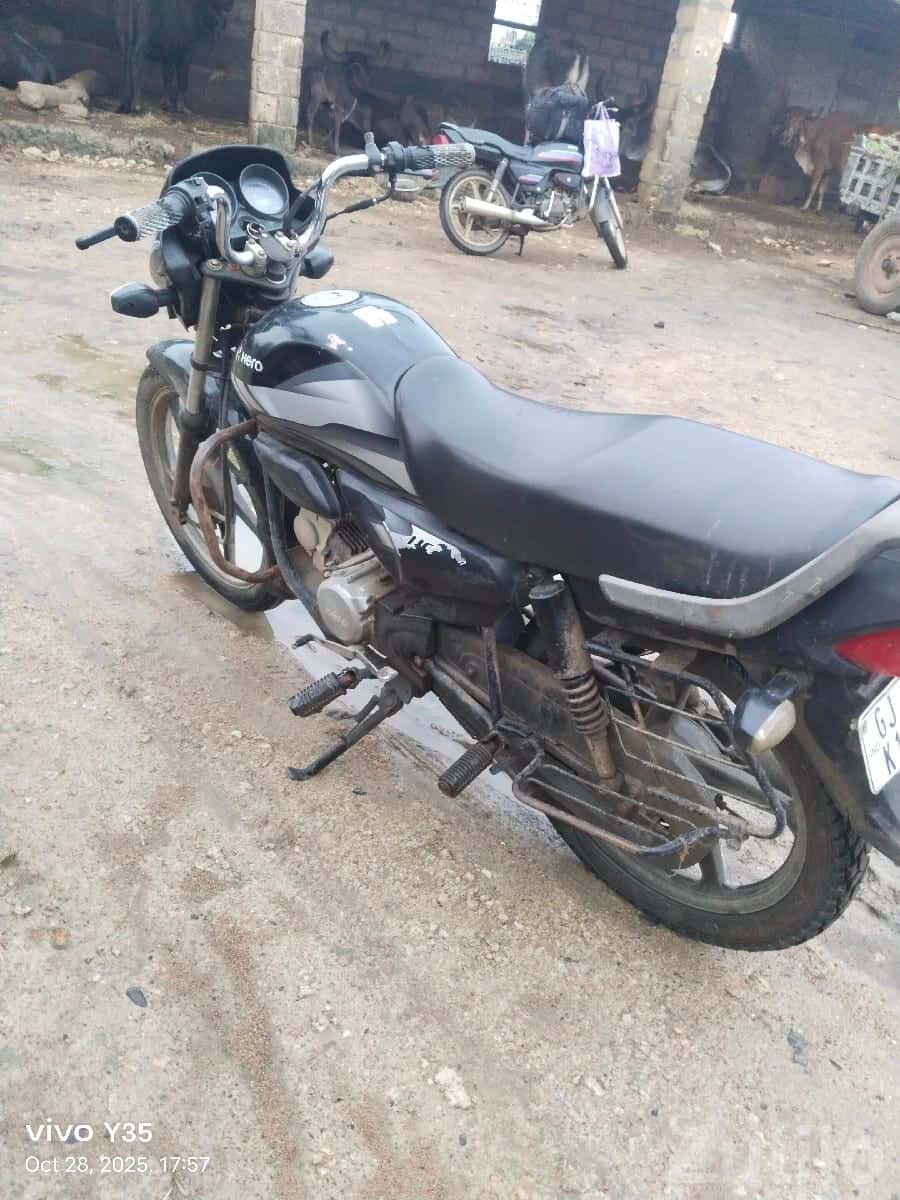 Hero CD Deluxe 2021 Used Bike Hero CD Deluxe 2021 Used Bike