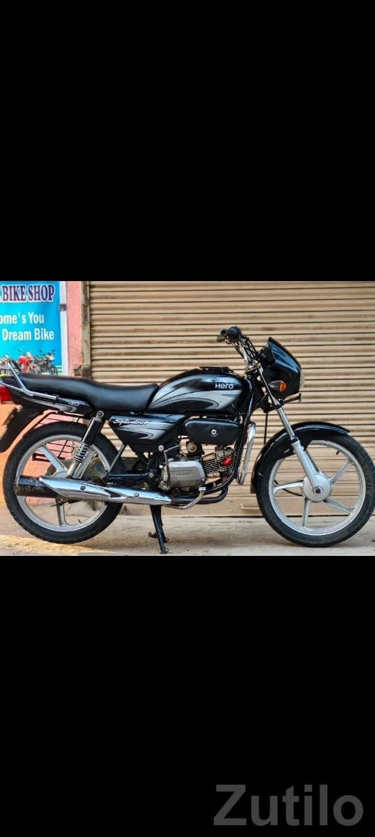 Hero Splendor 2017 Self Start Bike Hero Splendor 2017 Self Start Bike