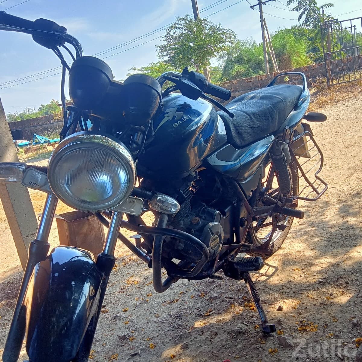 Bajaj Discover 100cc Bike for Sale Bajaj Discover 100cc Bike for Sale