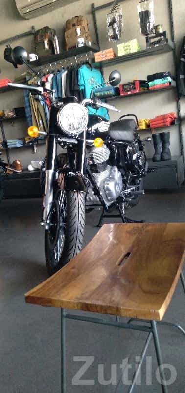 Royal Enfield Bullet Military Black 2024 Royal Enfield Bullet Military Black 2024