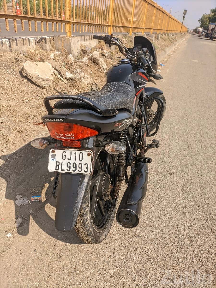 Honda 2013 Black Used Bike for Sale Honda 2013 Black Used Bike for Sale