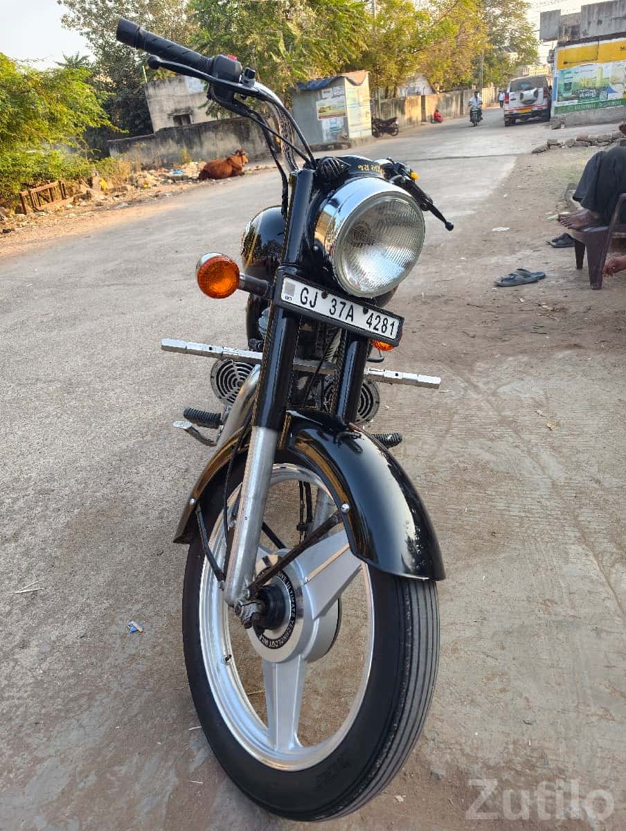 Royal Enfield Bullet Standard 2016 Bike Royal Enfield Bullet Standard 2016 Bike