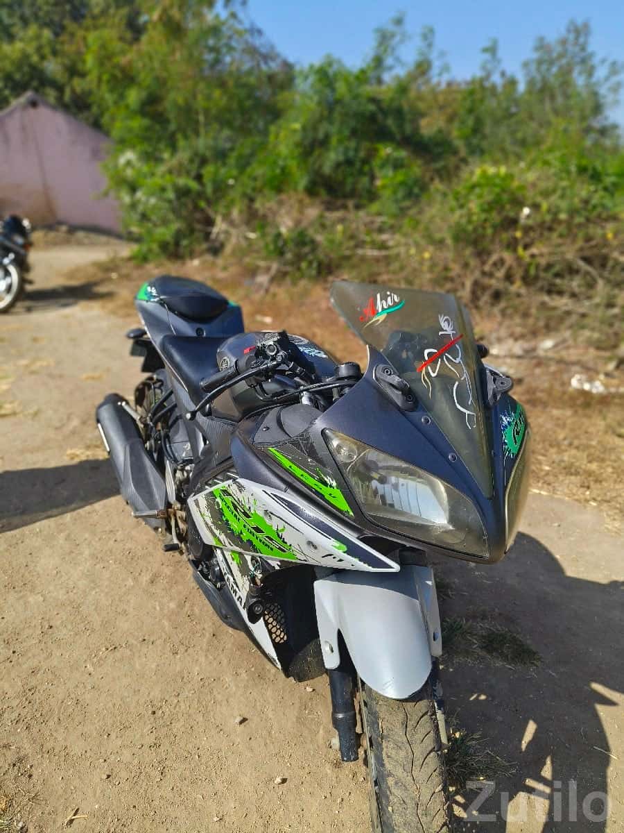 Yamaha R15 V2 2016 Used Bike Yamaha R15 V2 2016 Used Bike