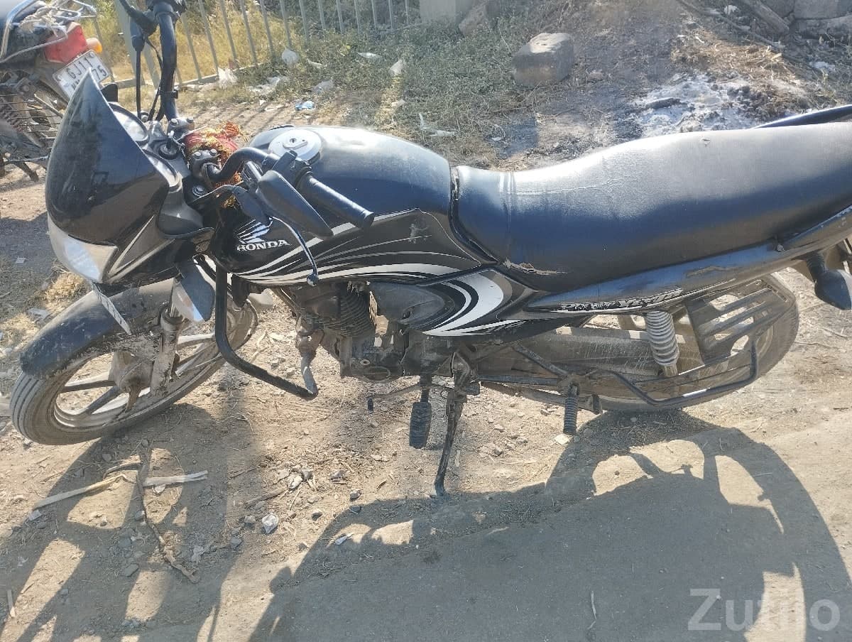 Honda Dream Yuga 2015-16 Used Bike