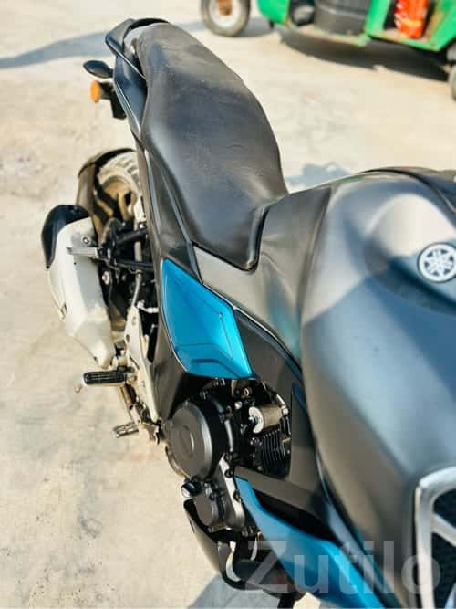 Yamaha FZS Used Bike in Top Condition Yamaha FZS Used Bike in Top Condition