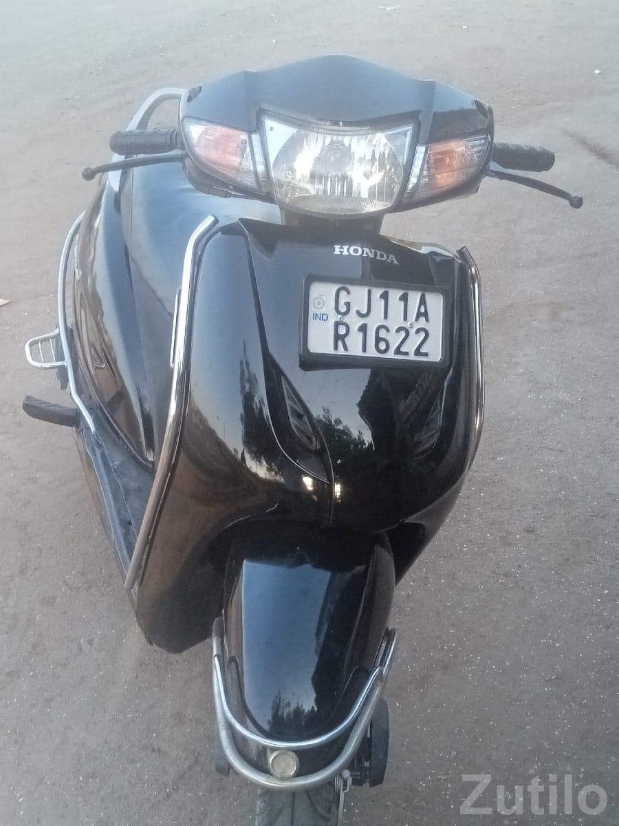 Honda Scooter Black 2014 Model for Sale - Bikes - Manavadar - Image 1