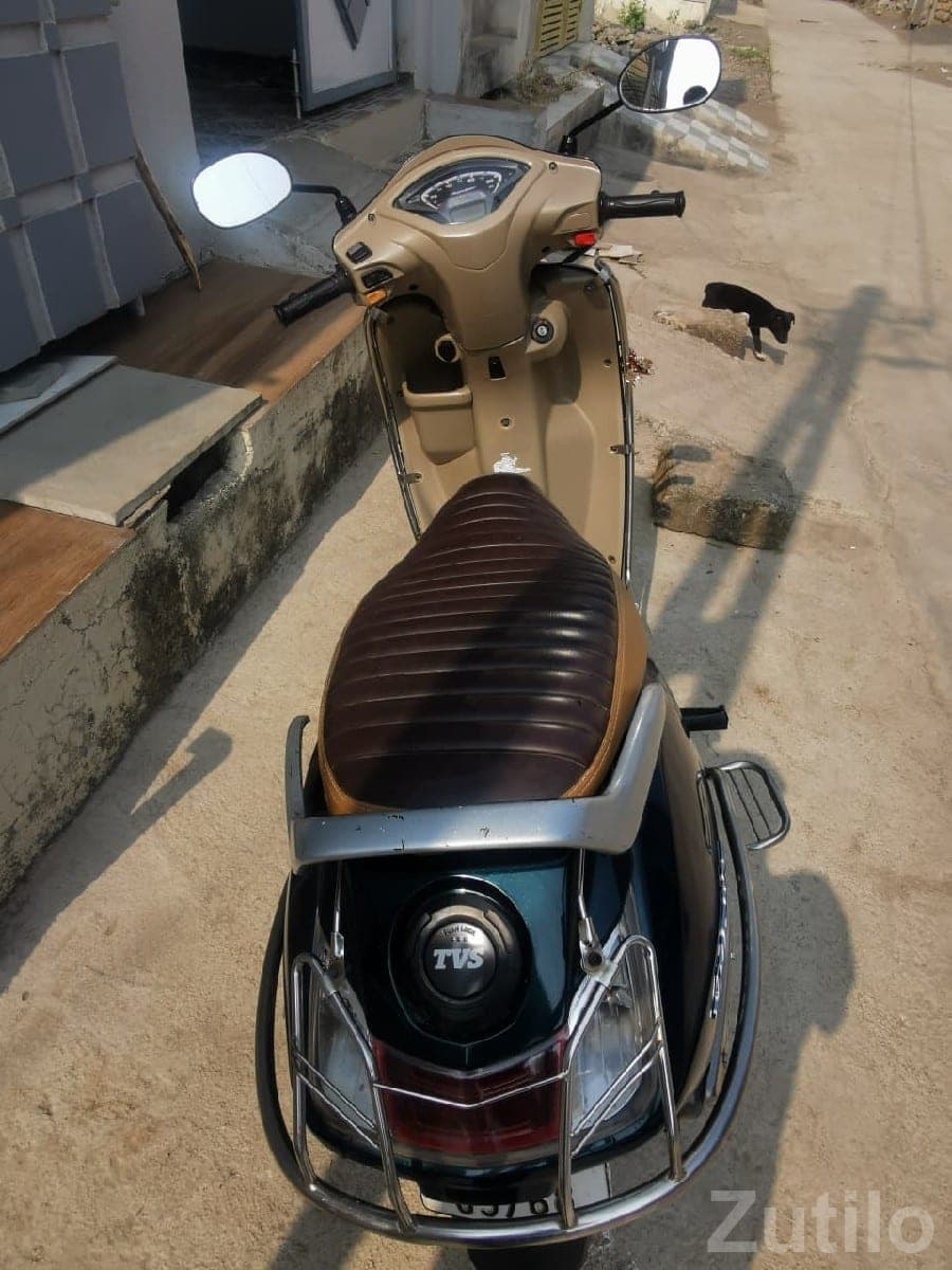 TVS Jupiter ZX BS6 Scooter for Sale TVS Jupiter ZX BS6 Scooter for Sale